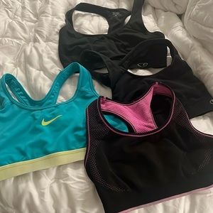 LOT of 4 sports bras. Turquoise Large others medium